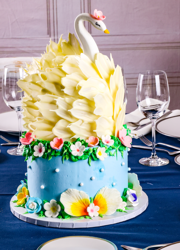 Swan-Cake-Custom-Tia-Maria
